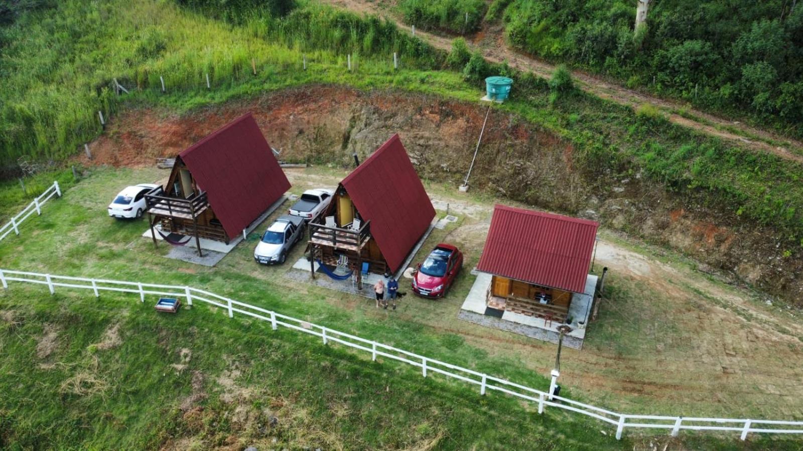 Pousada Pedra Da Mata Chales Na Montanha Munhoz Екстер'єр фото